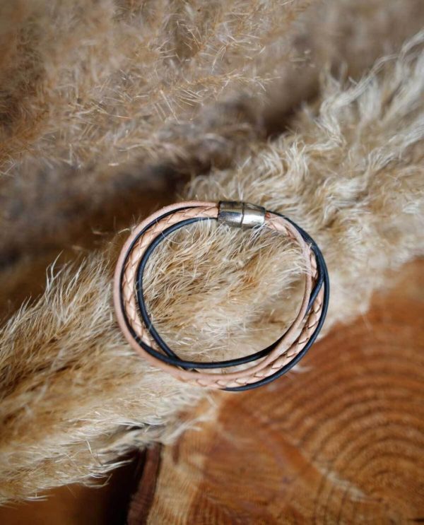 Hoangholliday.shop124fb55967 1