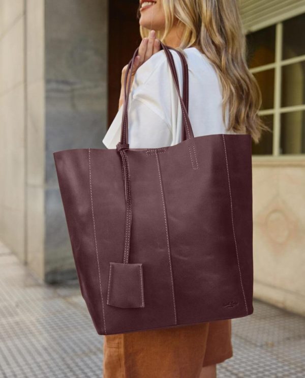 Hoangholliday.shop3a3f8845a9 1