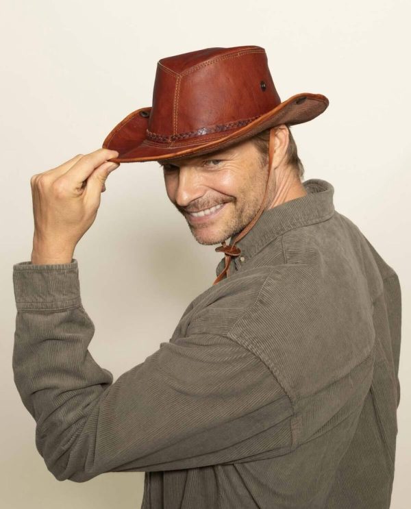 Hoangholliday.shop7abee7ae70 1