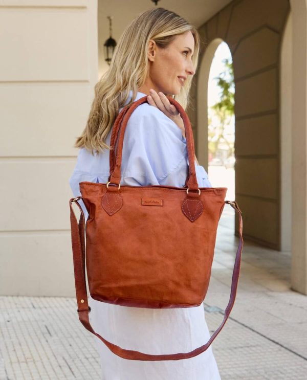 Hoangholliday.shop8c4622a726 1