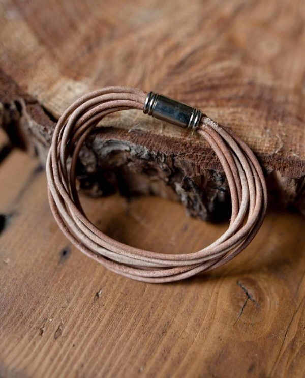 Hoangholliday.shop8e4fbfc9c8 1