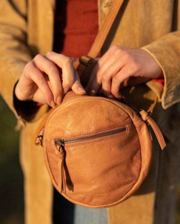 Hoangholliday.shop9e8b94332e 1